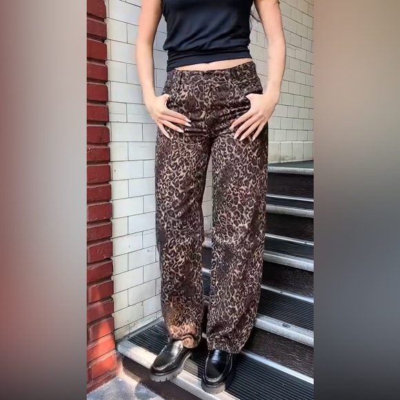 Levi's Brown Leopard Print Baggy Dad Jeans - Picture 5 of 7